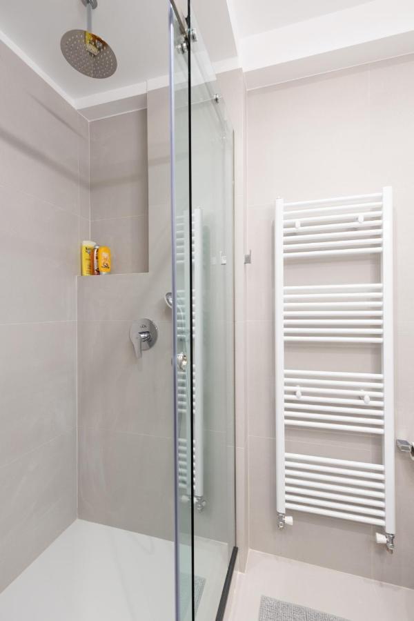 Wonderful Central Athens 2 Bedroom 2 Bath Sleeps 8 المظهر الخارجي الصورة